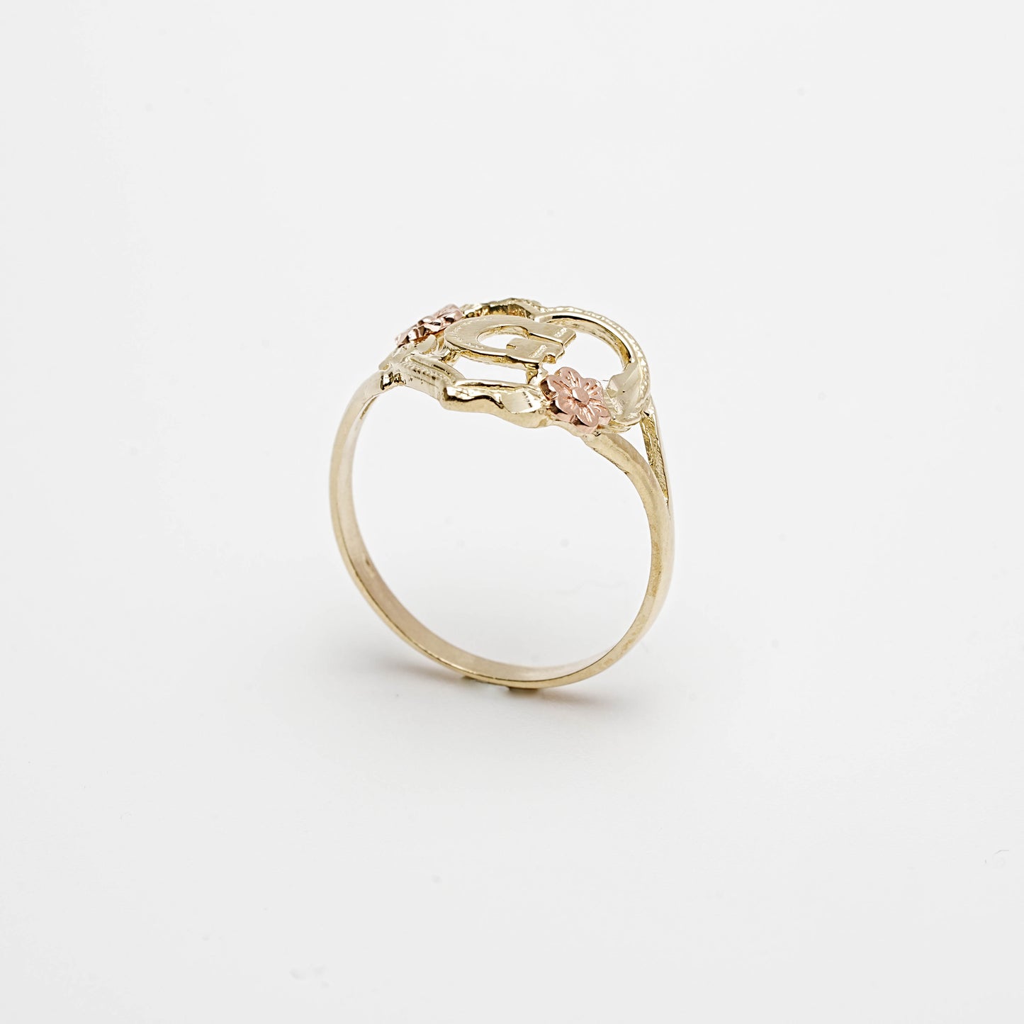 10K Heart Initial G Ring