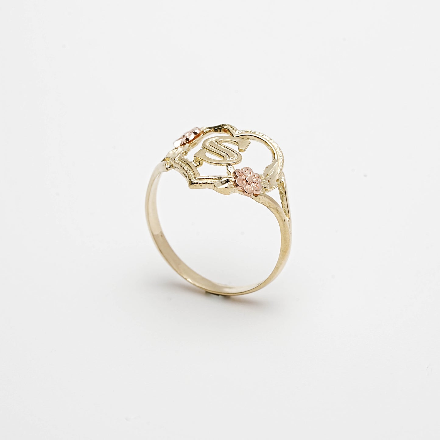 10K Heart Initial S Ring