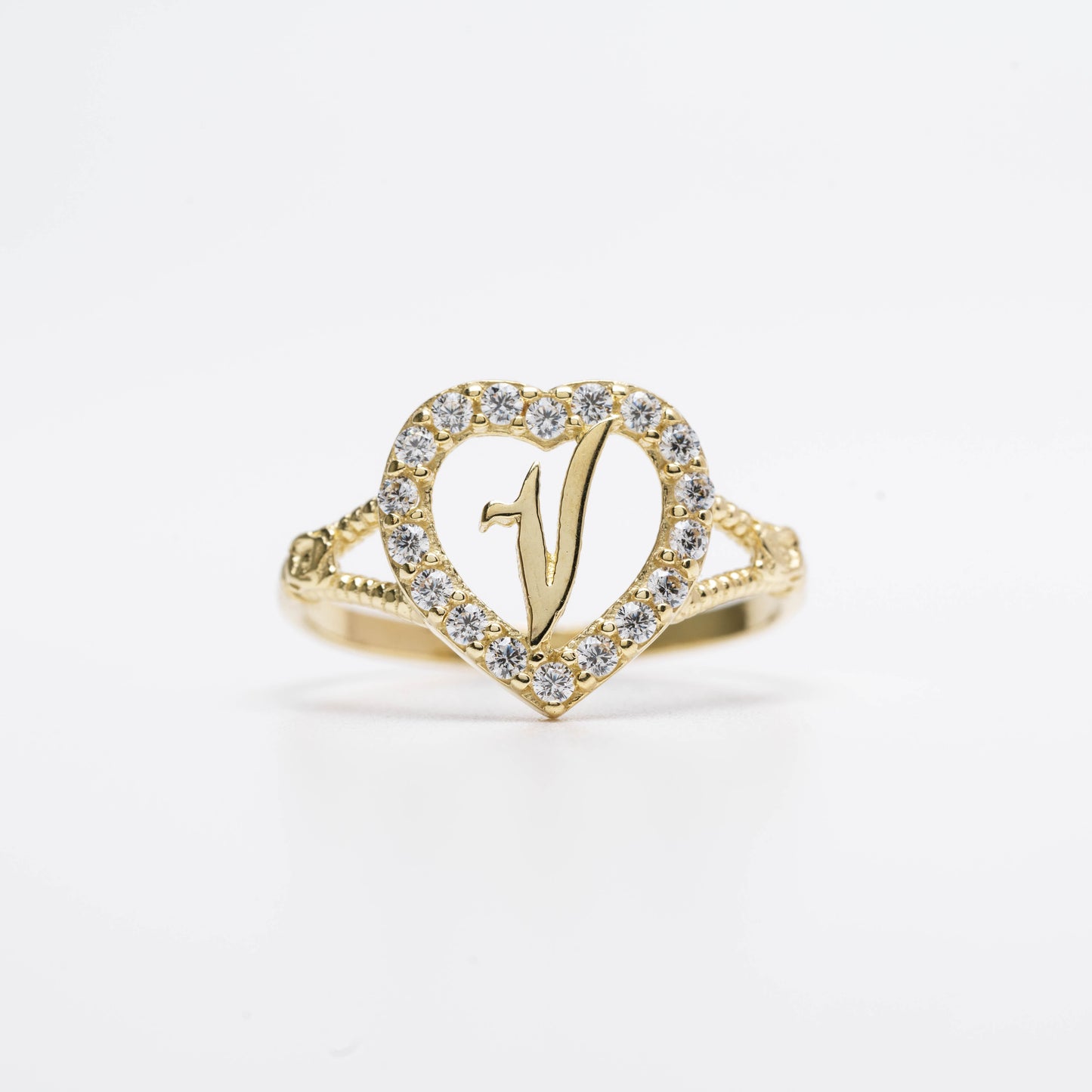 10K Heart Initial V Ring