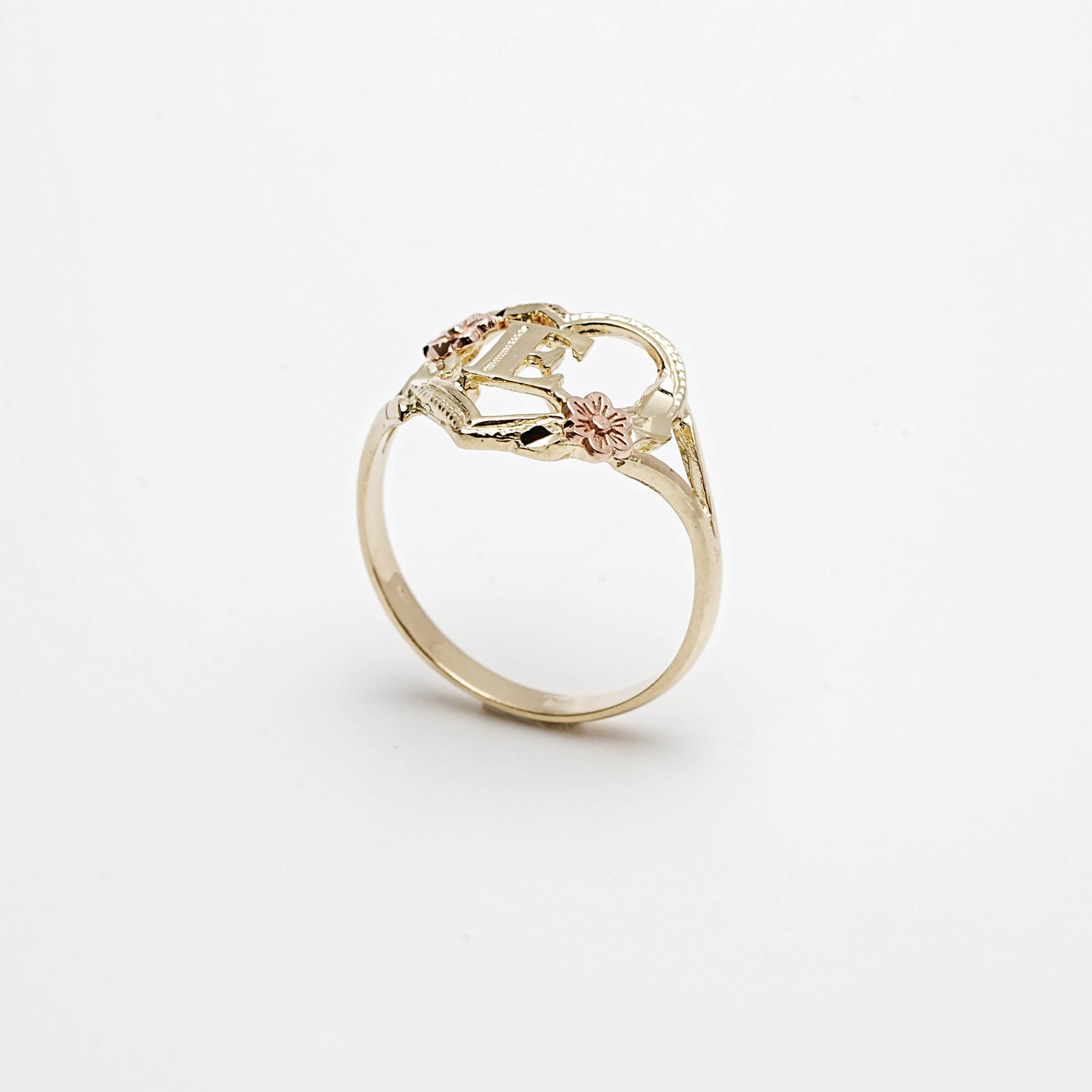 10K Heart Initial E Ring