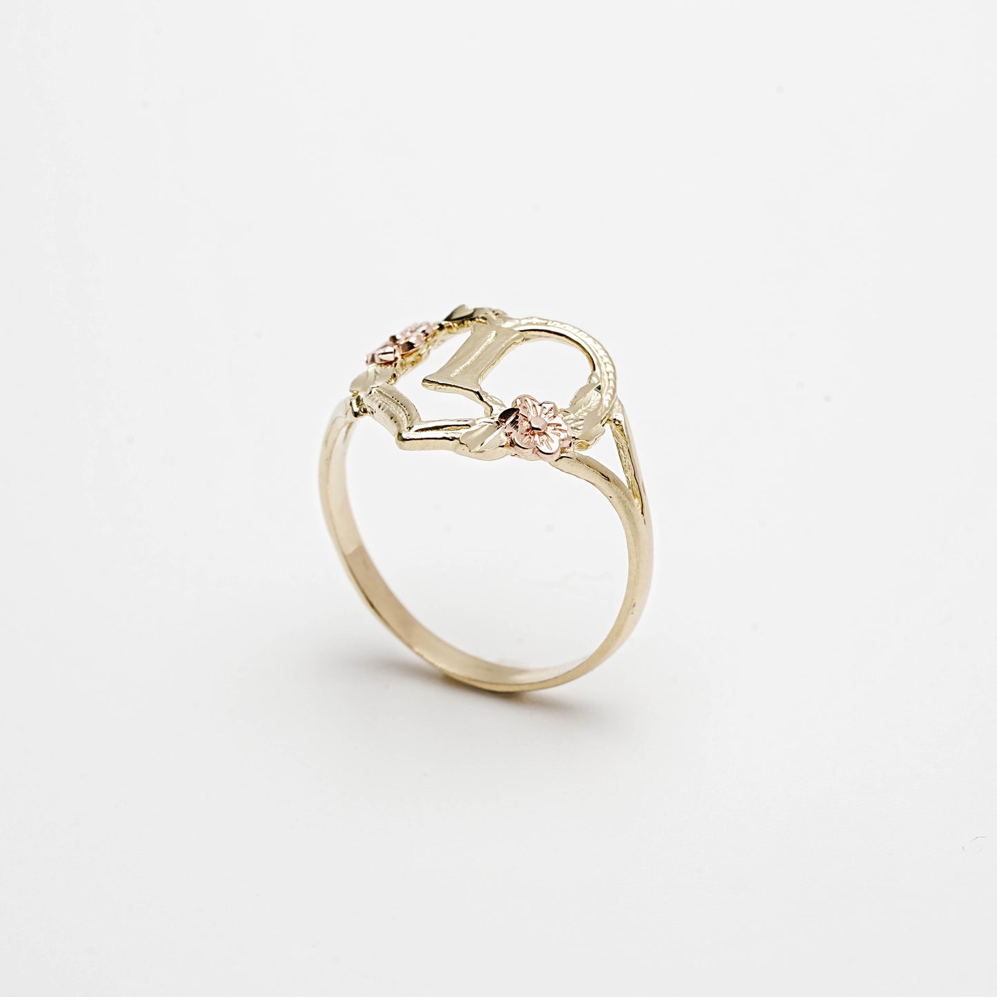 10K Heart Initial I Ring
