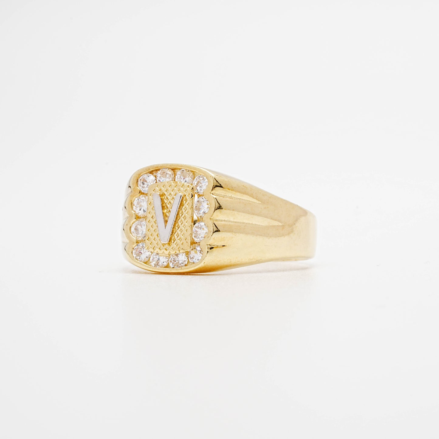 10K CZ Initial V Ring