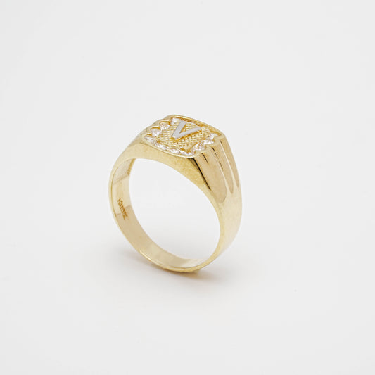10K CZ Initial V Ring