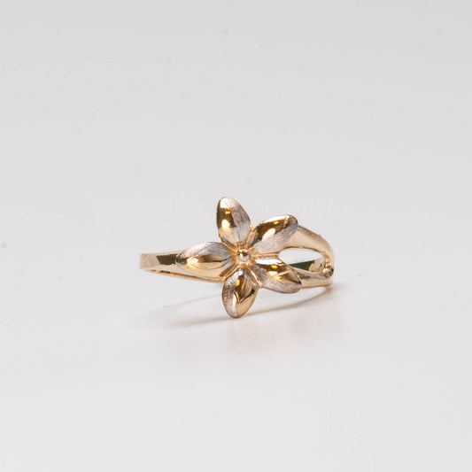 10K Flower Ring